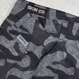 Iron Co Cargo Shorts Mens 40 Black Gray Camouflage Stretch Tactical Utility